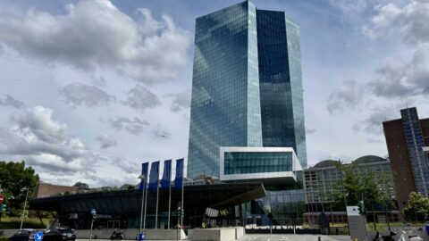 ECB zvyšuje základní úrokovou sazbu: Důvody pro zvýšení sazby